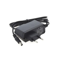 Stabiliseeritud väljundpingega toiteplokk 5VDC 2.0A • sisendpinge 100-240V, pistik 5.5mm/2.1mm Stabiliseeritud väljundpingega toiteplokk 5VDC 2.0A • sisendpinge 100-240V, pistik 5.5mm/2.1mm